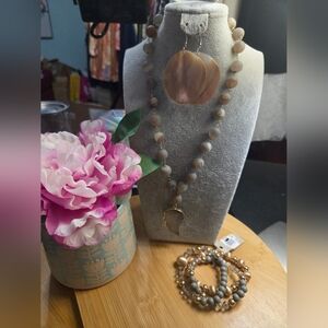 Beige and Gold Jewelry Set